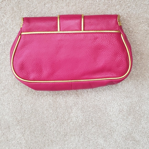 Dooney & Bourke  Hayden Lion Head Clutch Fuschia - Picture 2 of 8